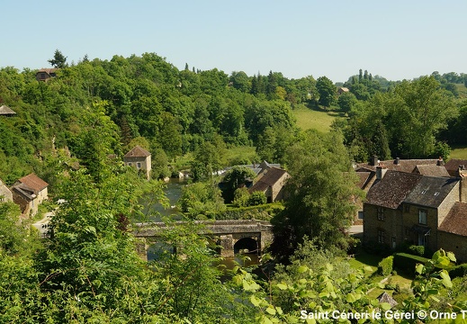 Saint Cèneri le Gérei dans les Alpes Mancelles