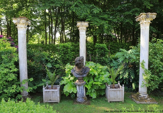 Les jardins de la Mansonière à Saint Céneri le Gérei